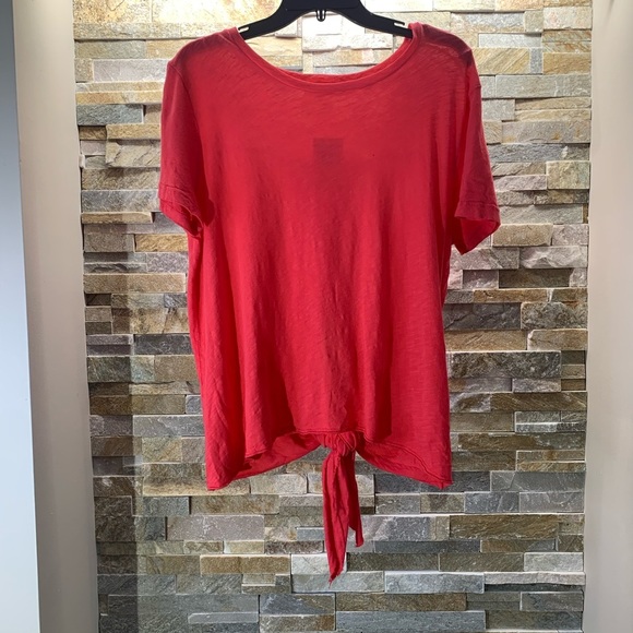 🎁 Sundry Tie Back Hi-Lo Tee - Picture 3 of 8